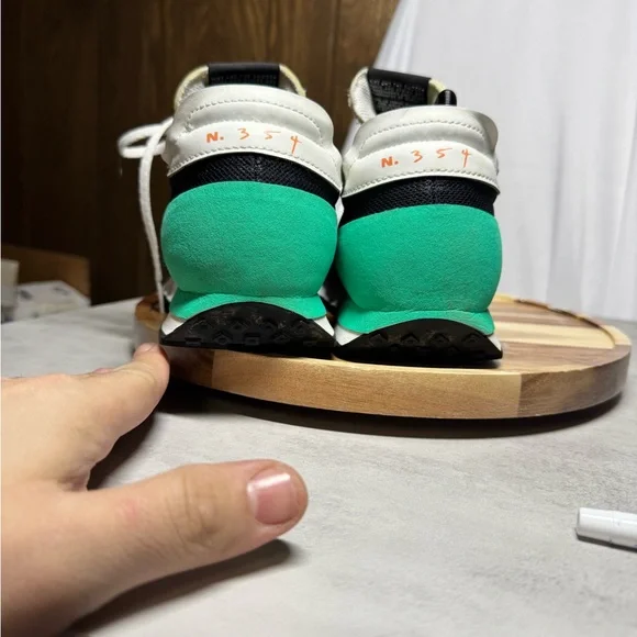 Nike Daybreak Type Black Menta Size 10 CJ1156-001 - Picture 3 of 6